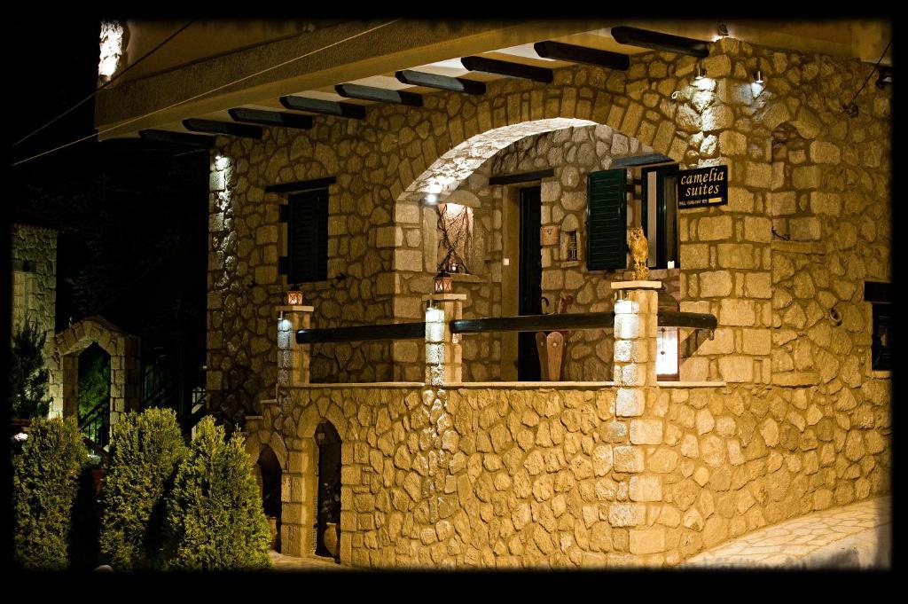 Camelia Suites Synikia Mesi Trikalon Oda fotoğraf
